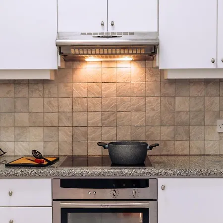 아파트 Stunning Sea & Sky View- 3br, Pool ,amazing Balcony Trimitusa