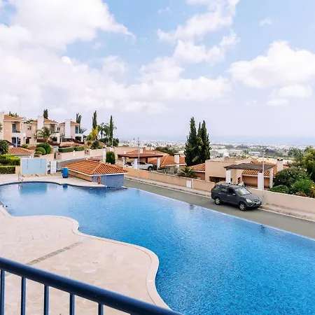 Stunning Sea & Sky View- 3br, Pool ,amazing Balcony