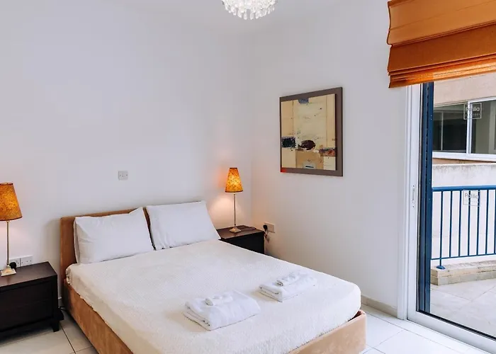 Stunning Sea & Sky View- 3br, Pool ,amazing Balcony アパート Trimitusa