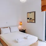 Stunning Sea & Sky View- 3br, Pool ,amazing Balcony Apartment Tremithousa