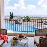 Stunning Sea & Sky View- 3br, Pool ,amazing Balcony Apartment