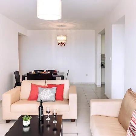 Stunning Sea & Sky View- 3br, Pool ,amazing Balcony * Tremithousa