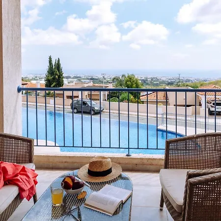 Stunning Sea & Sky View- 3br, Pool ,amazing Balcony Apartmán