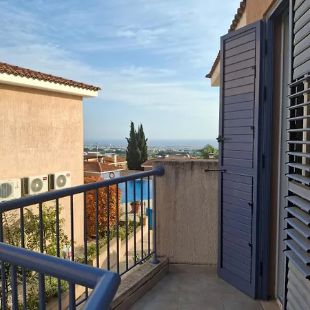 Stunning Sea & Sky View- 3br, Pool ,amazing Balcony Lägenhet Trimitusa